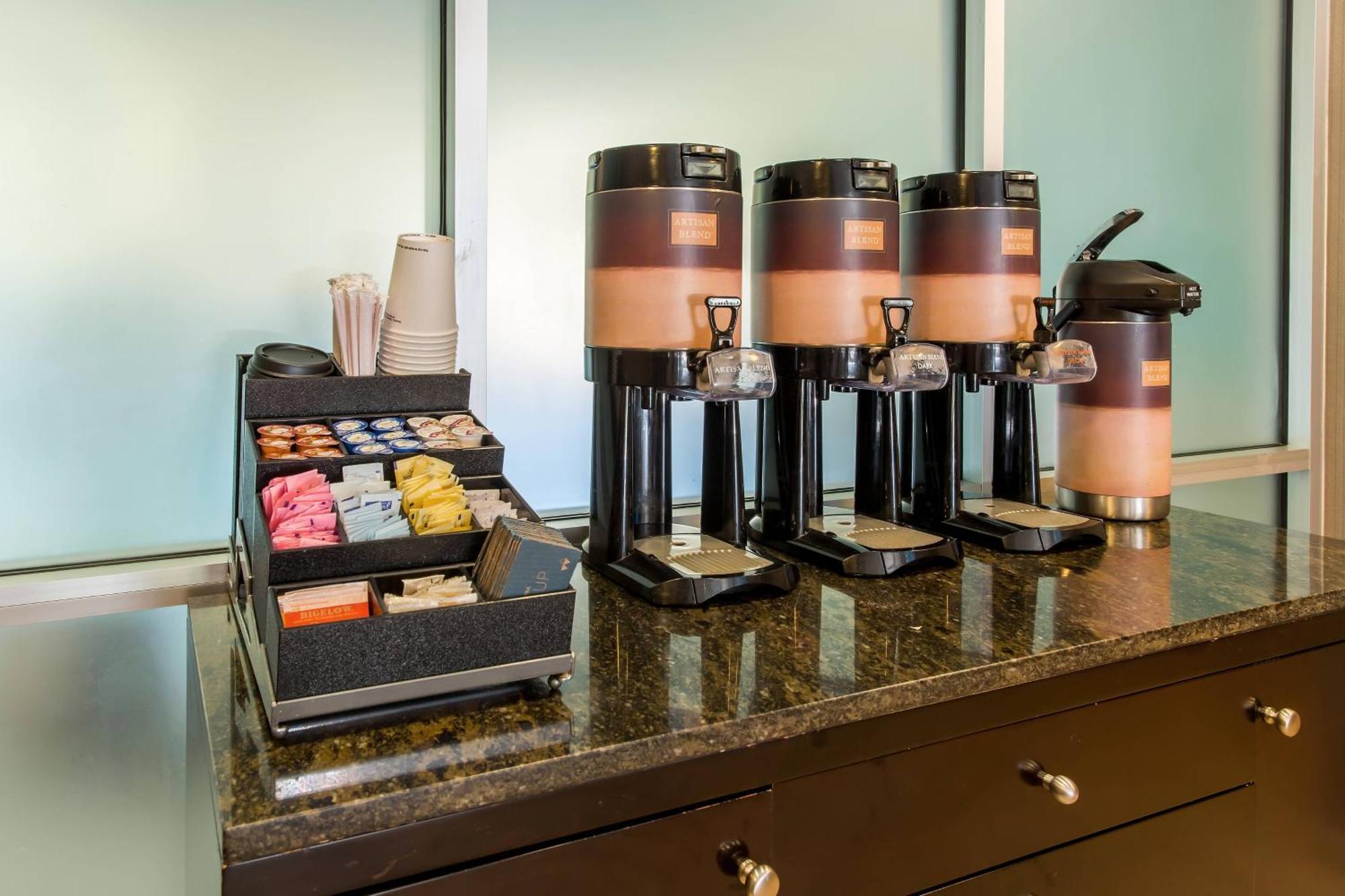 Springhill Suites By Marriott Houston Brookhollow Bagian luar foto