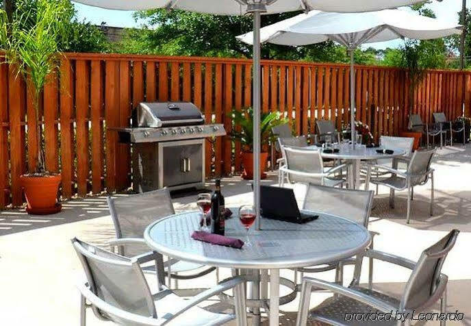 Springhill Suites By Marriott Houston Brookhollow Bagian luar foto